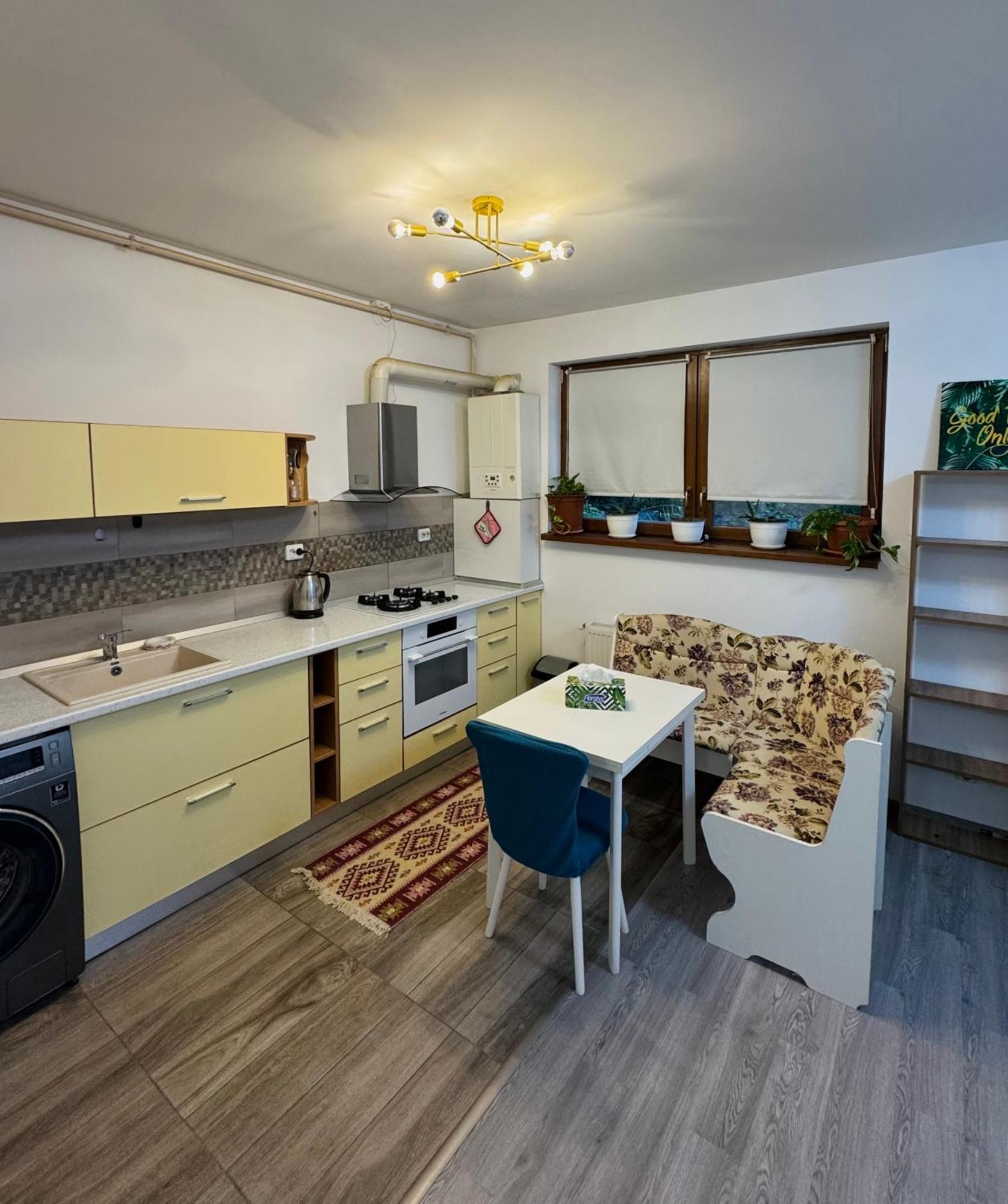 Apartment Solar D3, Private Parking, One Bedroom ブカレスト エクステリア 写真